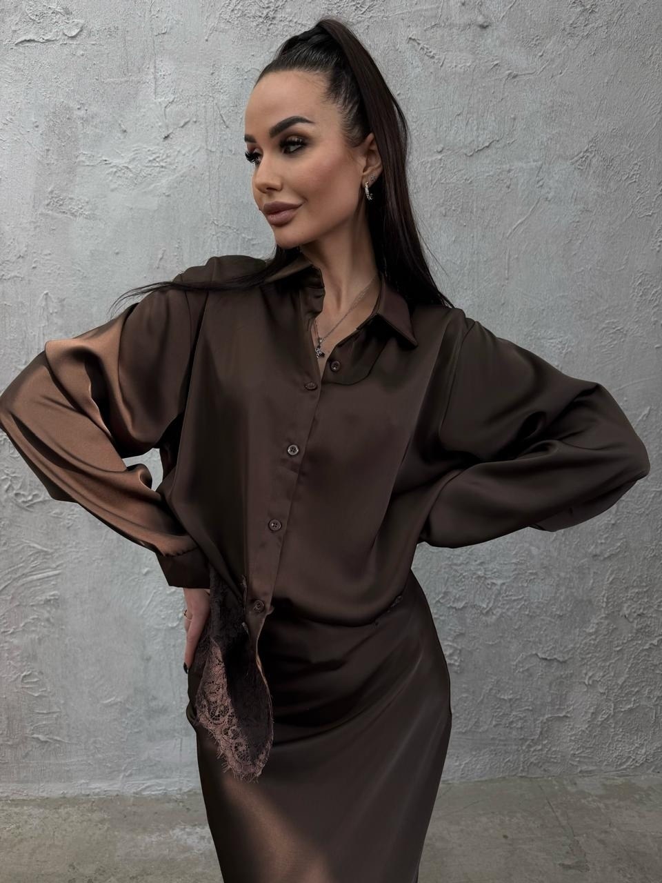 шелковая рубашка атласная bluza shop,шелковая рубашка атласная bluza shop цвет бежевый,шелковая рубашка,рубашка женская,атласный костюм