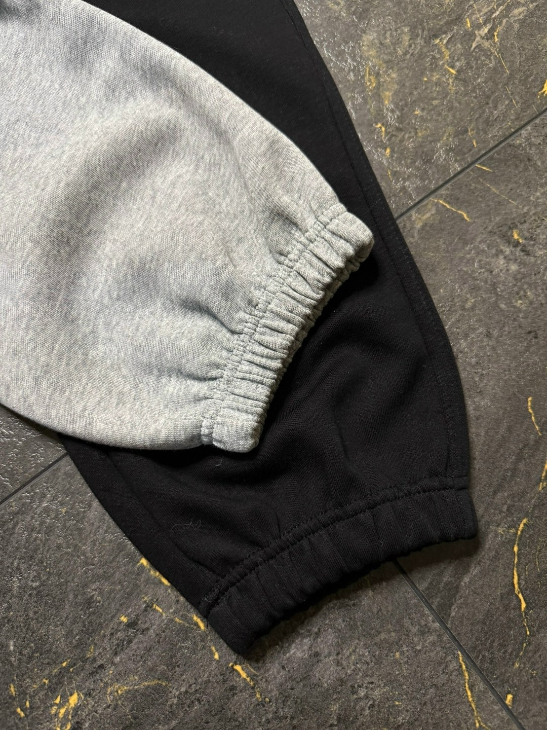 брюки спортивные,мужские спортивные брюки,спортивные штаны,штаны спортивные мужские,спортивные брюки серые