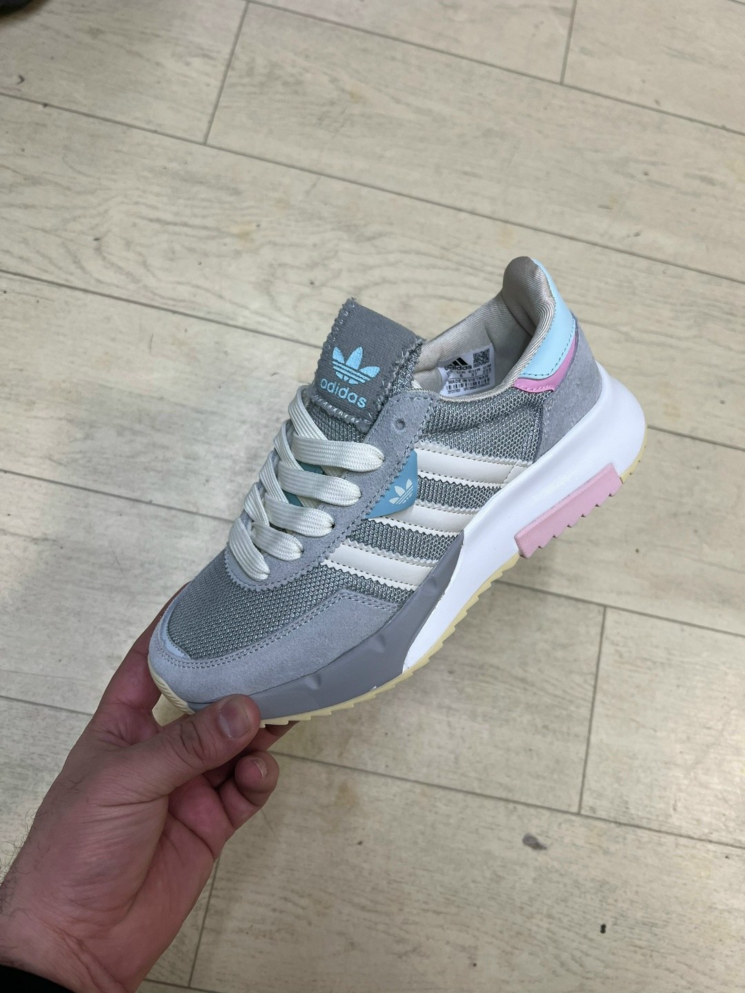 женские кроссовки adidas,кроссовки adidas,кроссовки adidas retropy,8k2026 adidas женские кроссовки,кроссовки