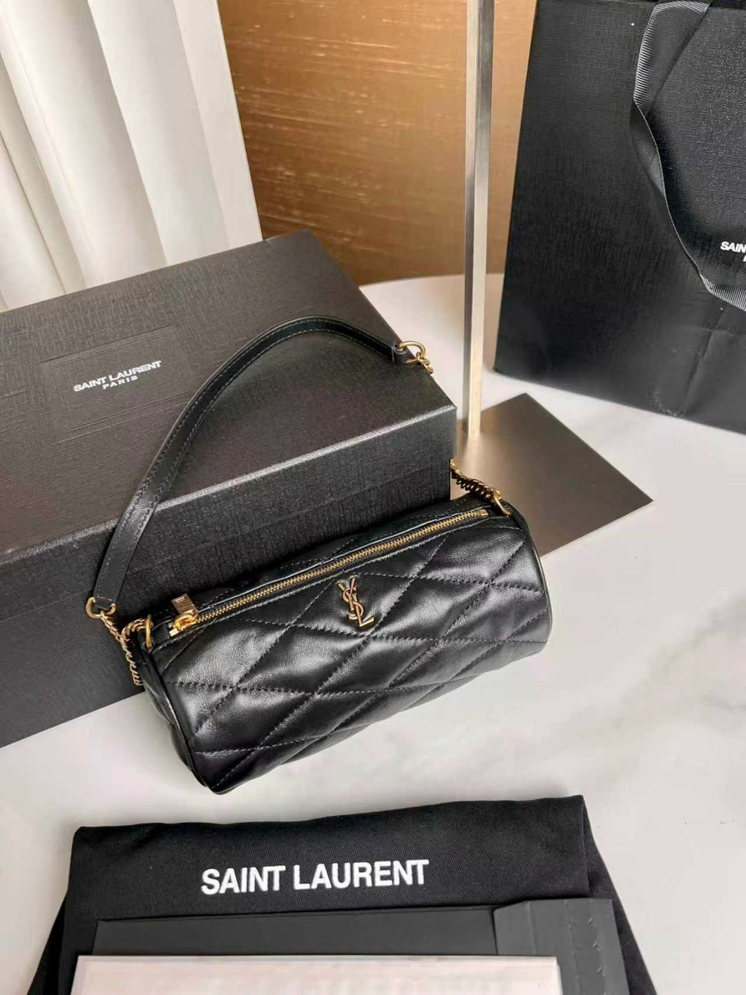 yves saint laurent сумка на плечо,saint laurent сумка на плечо,сумка yves saint laurent,saint laurent сумка,женская сумка yves saint laurent