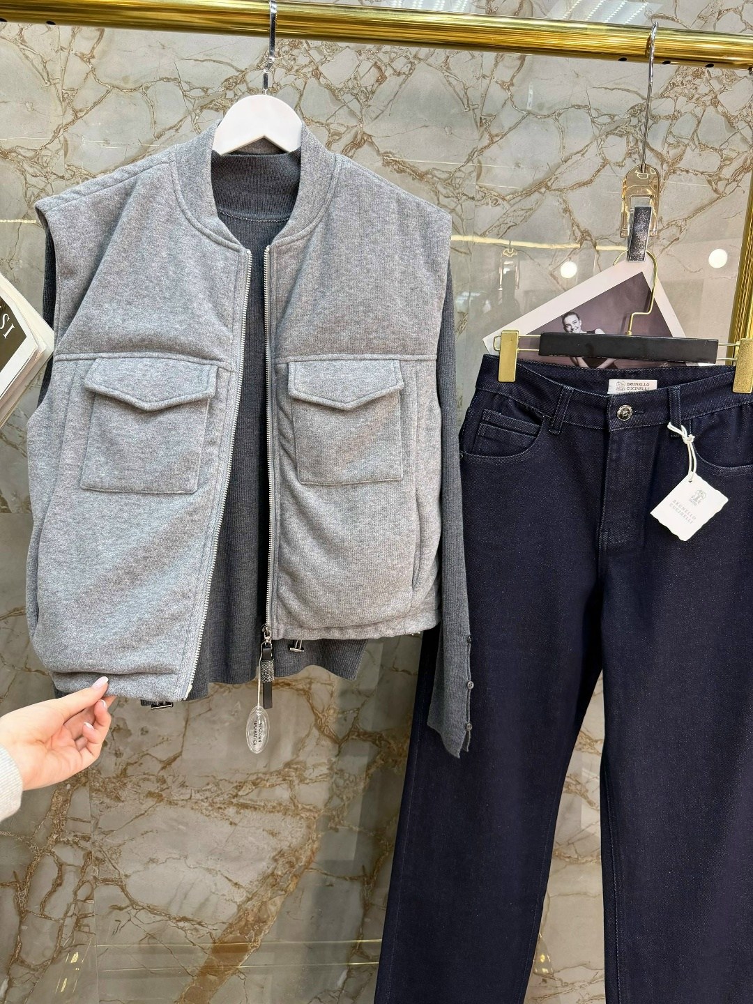 жилет,жилет brunello cucinelli,безрукавка,жилет с воротником,двусторонний жилет brunello cucinelli