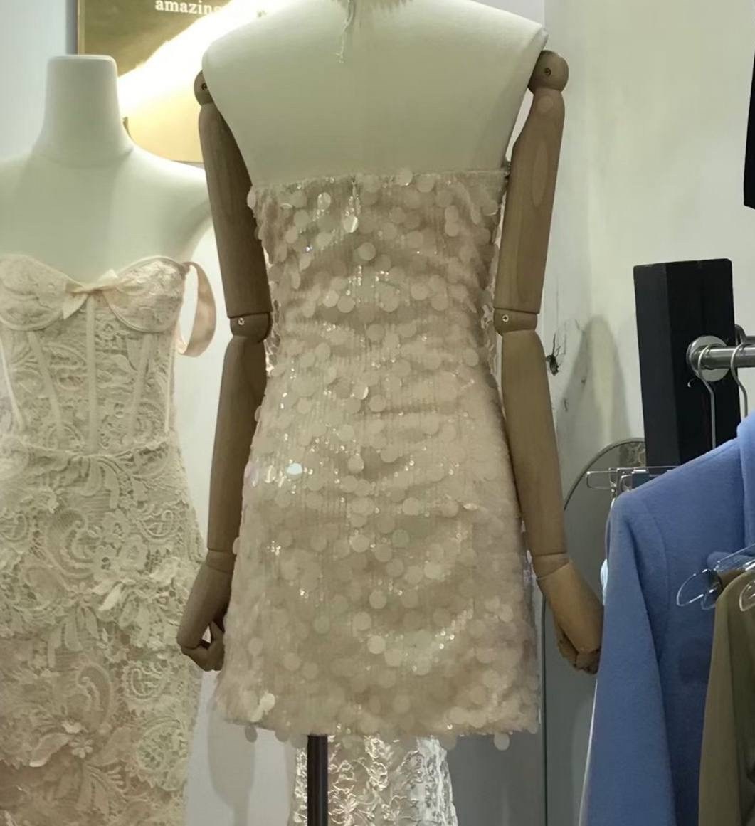 кружевное платье,модные наряды,дизайнерские платья,свадебная платье,коктейльное платье