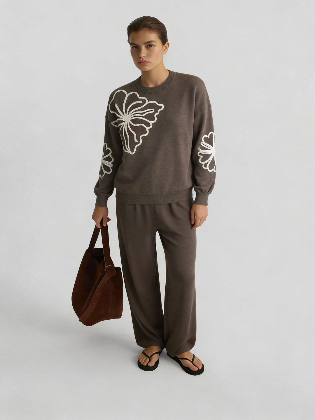 стильные костюмы,костюм с брюками,костюм женский,коричневый костюм,трикотажные брюки