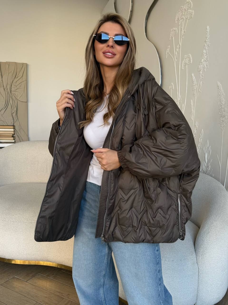 куртка стеганая оверсайз с капюшоном okxana utova brand,куртка стеганая оверсайз с капюшоном okxana utova brand 280179549,куртка оверсайз с капюшоном осенняя okxana utova brand,куртка оверсайз,демисез