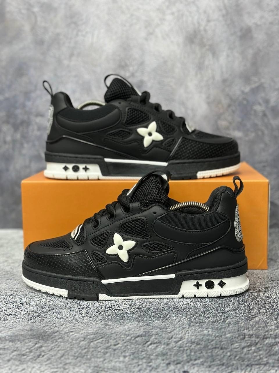 кроссовки louis vuitton мужские,кроссовки louis vuitton,премиальные кроссовки louis vuitton,мужские комбинированные кроссовки louis vuitton 2026 черные,брендовые мужские кроссовки луи виттон