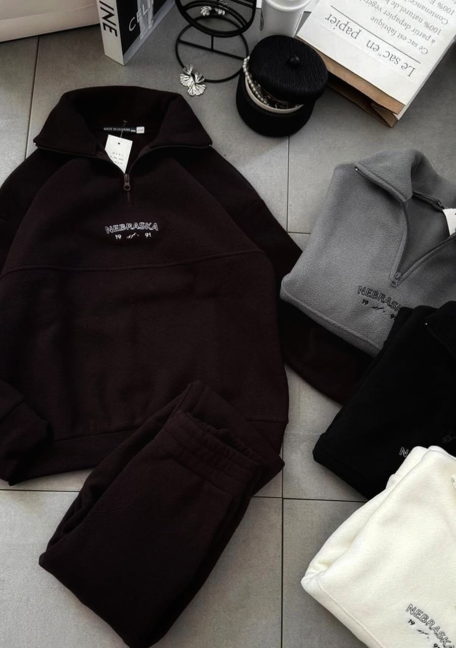 костюм спортивный,спортивные костюмы женские на флисе,женский спортивный костюм на флисе черный,костюм на флисе,флисовые костюмы женские