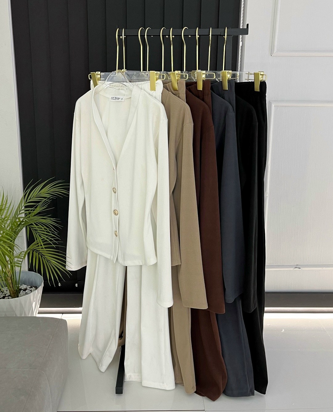 костюм женский,стильные костюмы,брючный костюм женский,трикотажные костюмы,костюм двойка кашемир