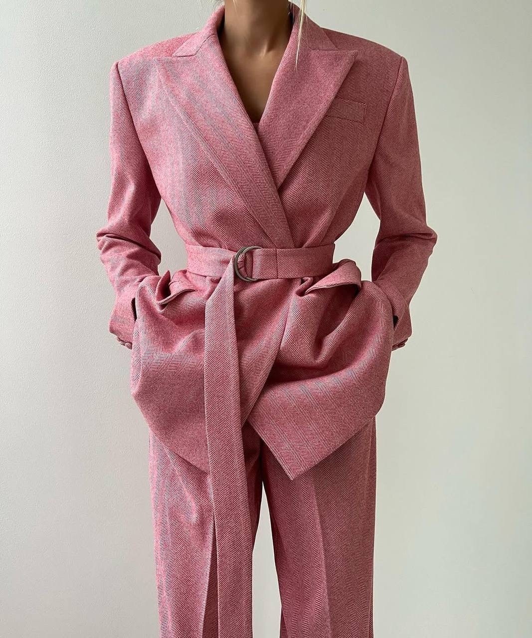 брючный костюм с корсетом,брюки для костюма с высокой талией,модный женский брючный костюм комплект из трех предметов с корсетом и широкими брюками,костюм брючный,костюм тройка кашемир