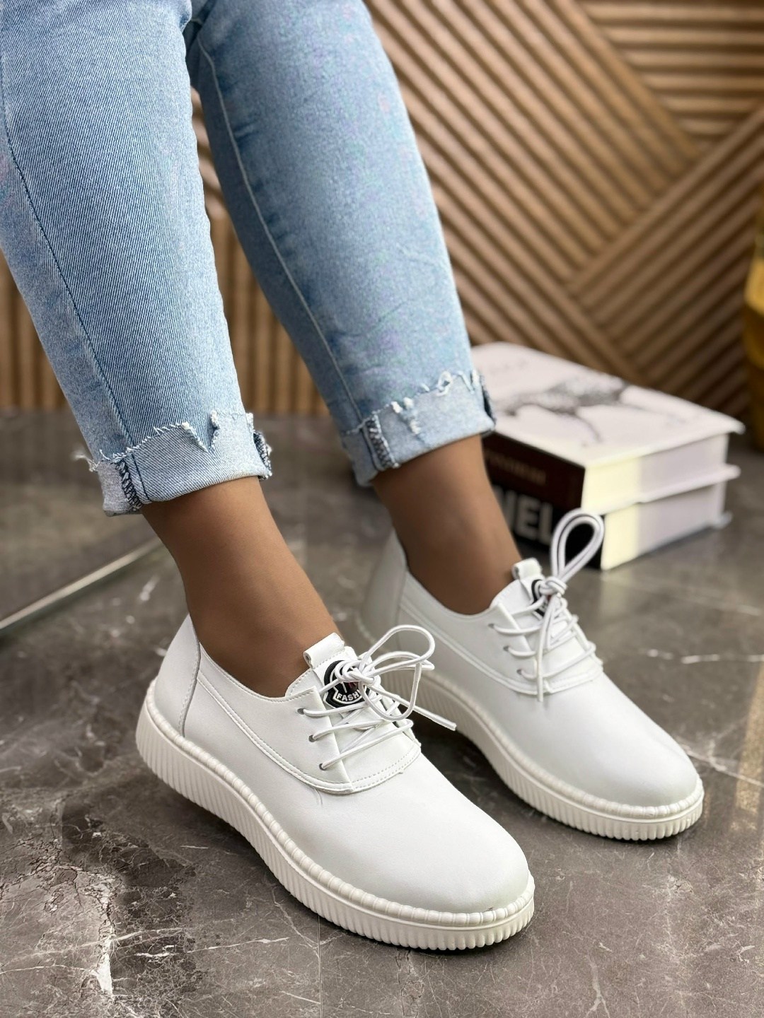 ,женская ,белые полуботинки,туфли для женщин,слипоны женские