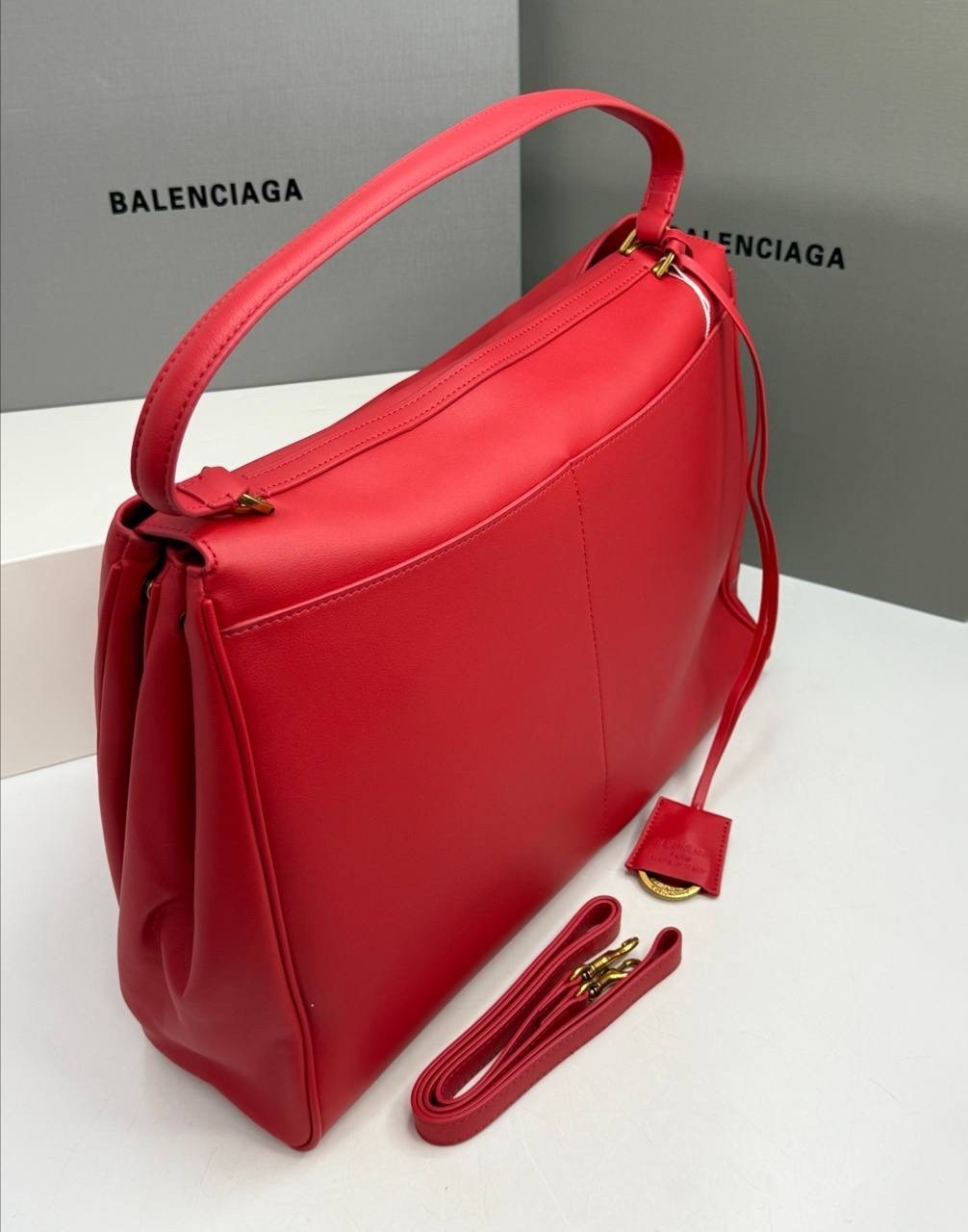 сумка balenciaga женская,сумка balenciaga,сумка balenciaga натуральная кожа 35-24 см,сумка balenciaga rodeo,сумка женская balenciaga rodeo