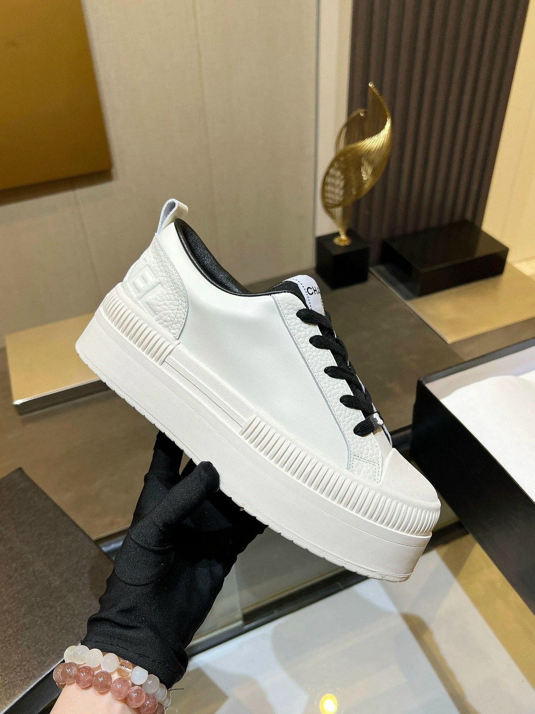 кроссовки chanel,модная женская ,кроссовки женскиe,кеды chanel,кеды женские chanel