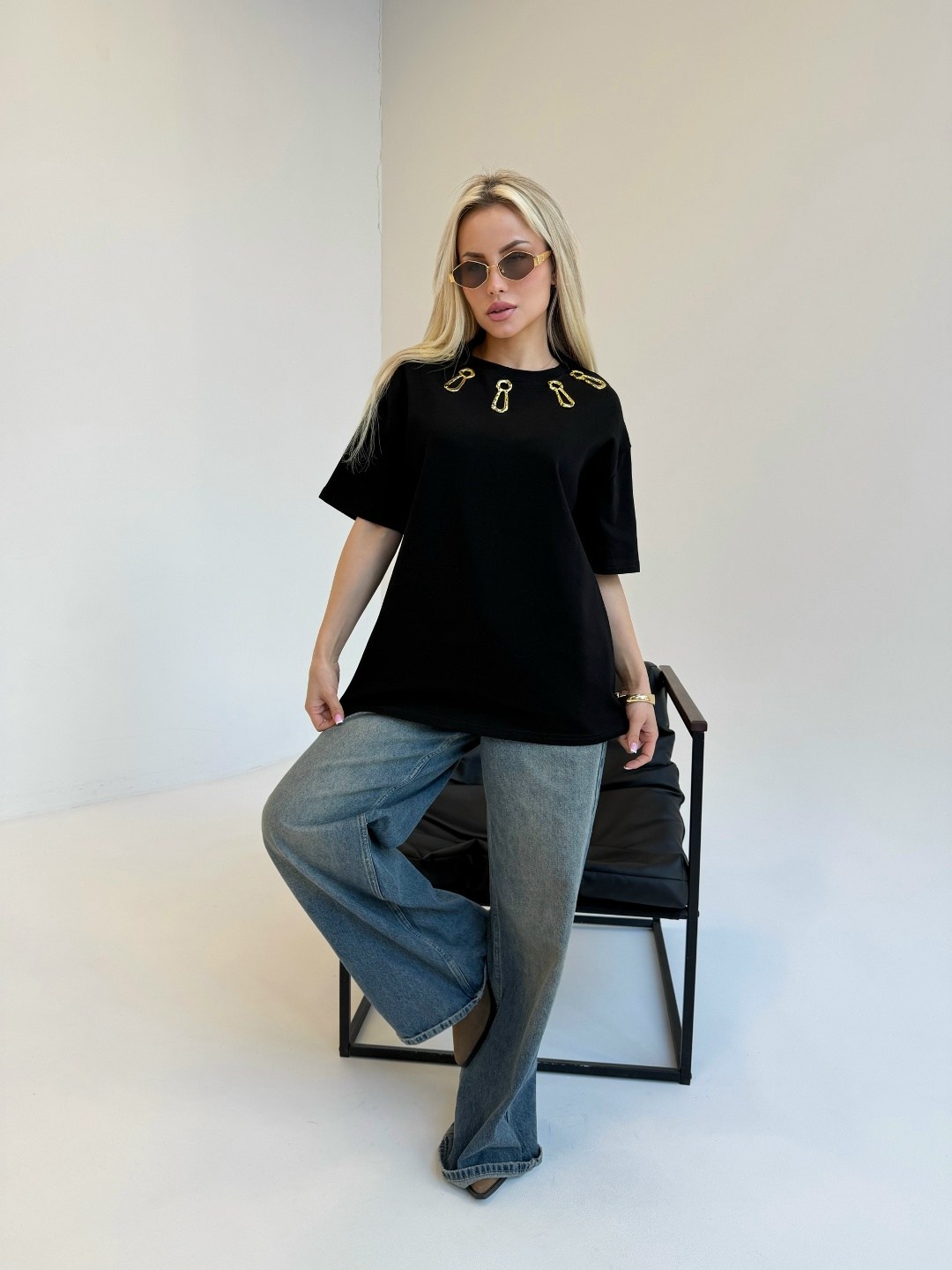 женская футболка,футболка оверсайз со стразам,женская футболка оверсайз,футболки оверсайз,футболки базовая