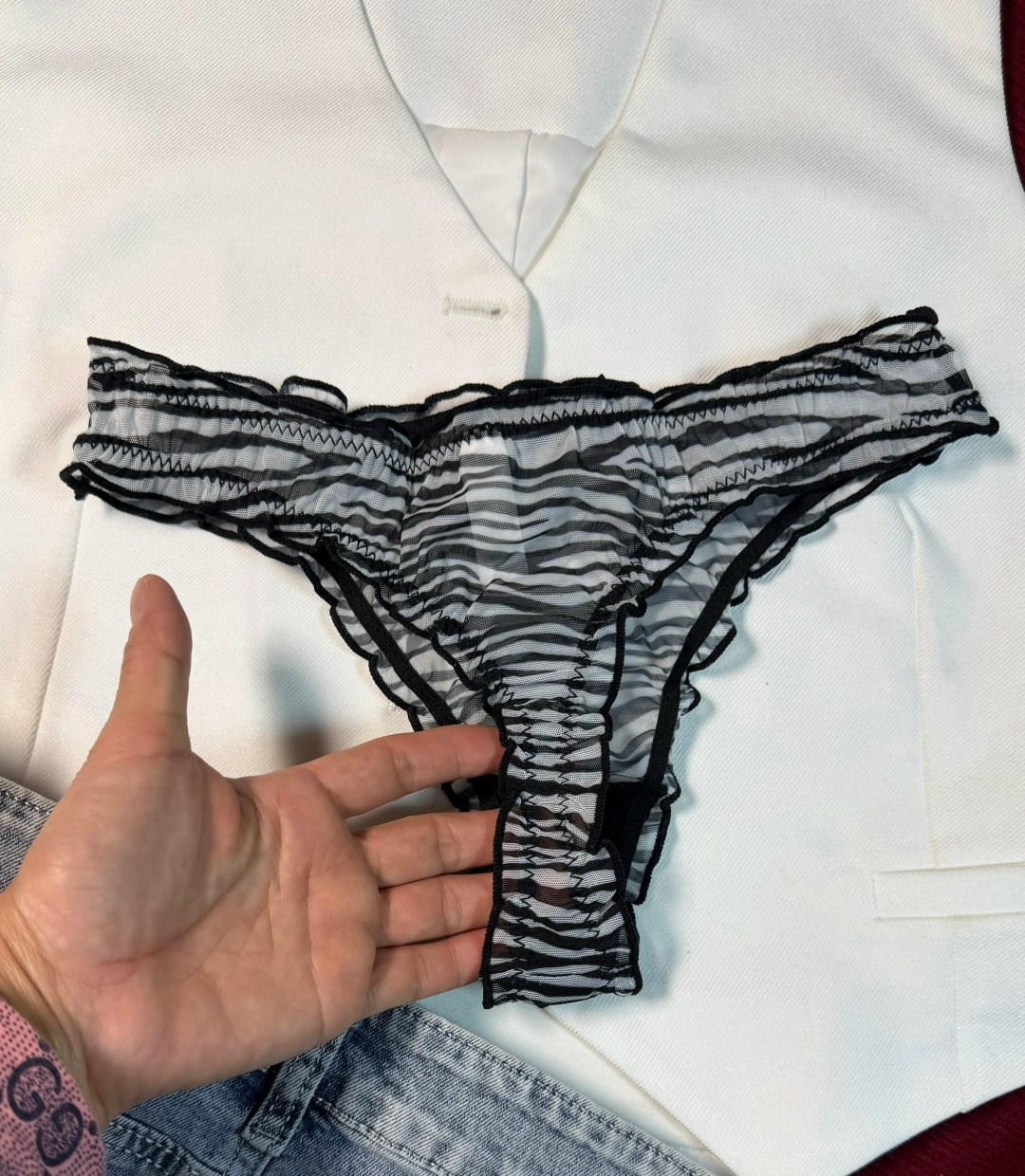 черные женские трусы,стринги нижнее белье,стринги женские,трусики стринг,женские кружевные стринги