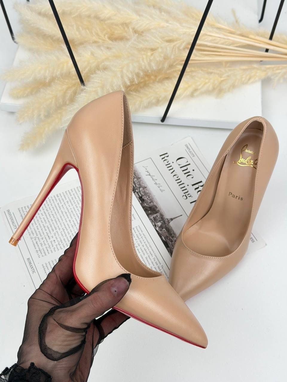 бежевые туфли,туфли christian louboutin,туфли лодочка,кожаные туфли kate 100 christian louboutin,туфли лодочки женские