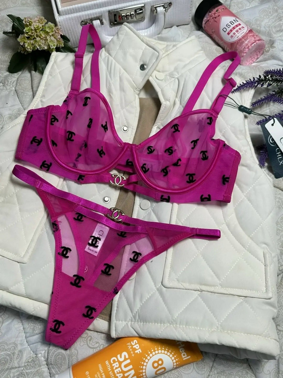 комплект женского нижнего белья,нижнего белья комплект,нижне бельё женское,нижнее белье женское shanel комплект,комплект сексуального нижнего белья