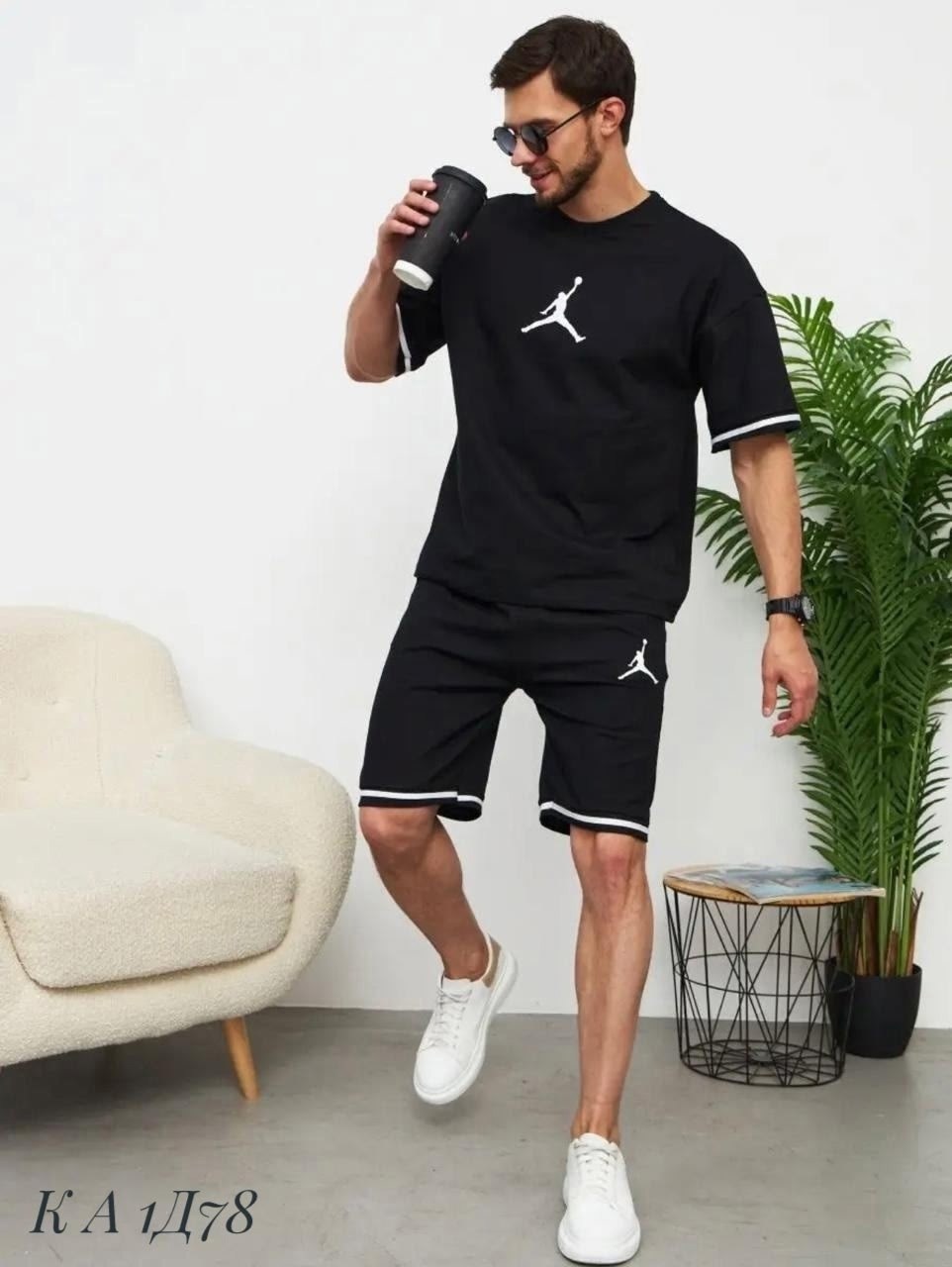 спортивный костюм с футболкой и шортами,костюм спортивный мужской,спортивный костюм мужской летний с шортами,костюм спортивный мужской с шортами и футболкой,спортивные костюм с шортами