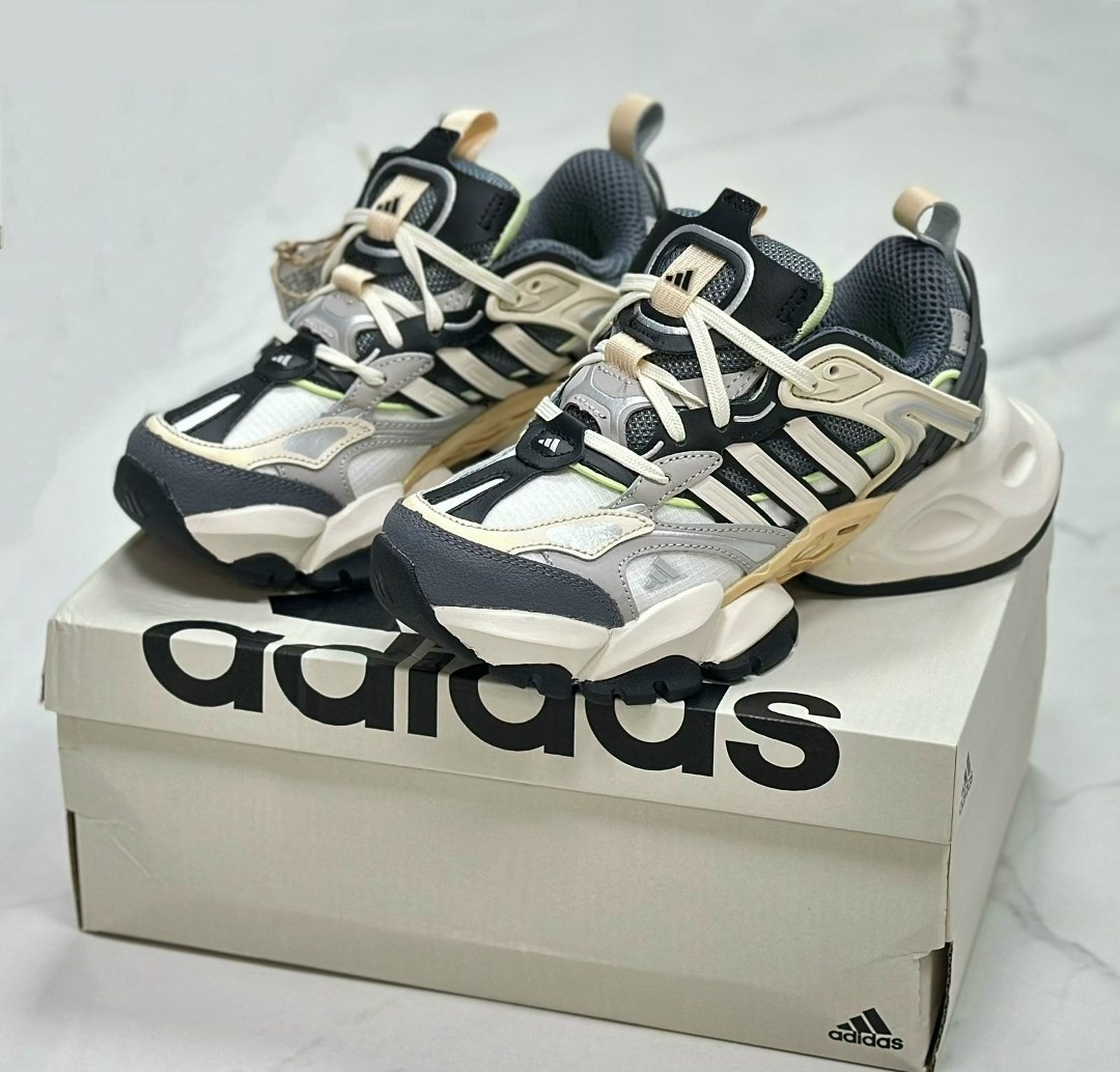кроссовки xlg runner deluxe adidas,кроссовки adidas,кроссовки для бега xlgs runner deluxe унисекс с низким верхом серые/белые adidas,кроссовки,кроссовки мужские женские adidas