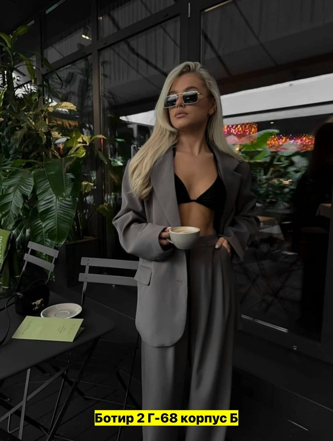 брючный костюм женский,костюм брючный деловой с пиджаком классический mystique veil 225723301,классический брючный костюм,деловой костюм женский,женский классический костюм