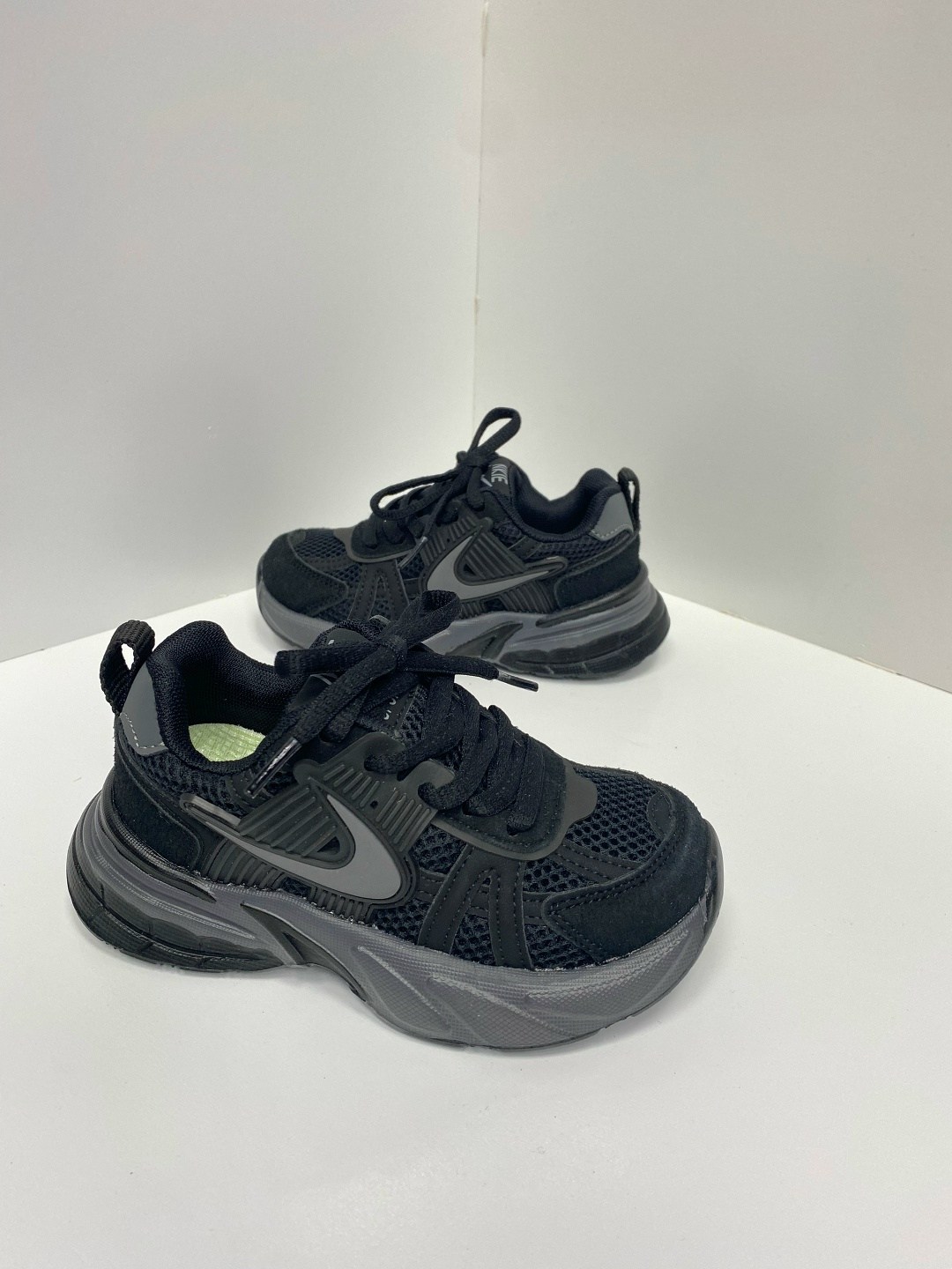 кроссовки женские nike,женские кроссовки,кроссовки nike,повседневные кроссовки,кроссовка