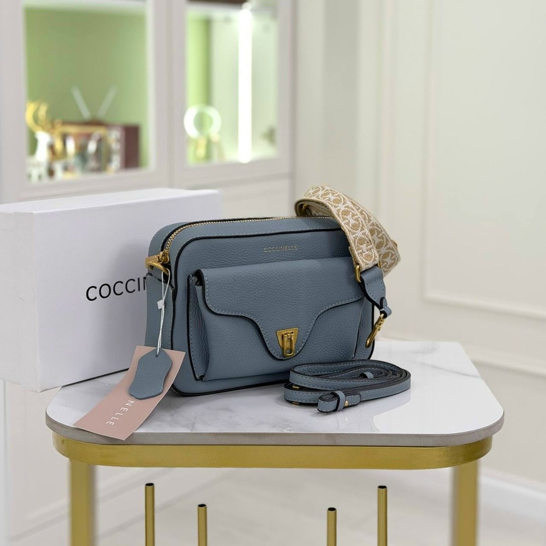 coccinelle сумка на плечо кросс-боди beat soft,сумка через плечо coccinelle,сумка coccinelle,coccinelle сумка на плечо кросс-боди,coccinelle сумка на плечо