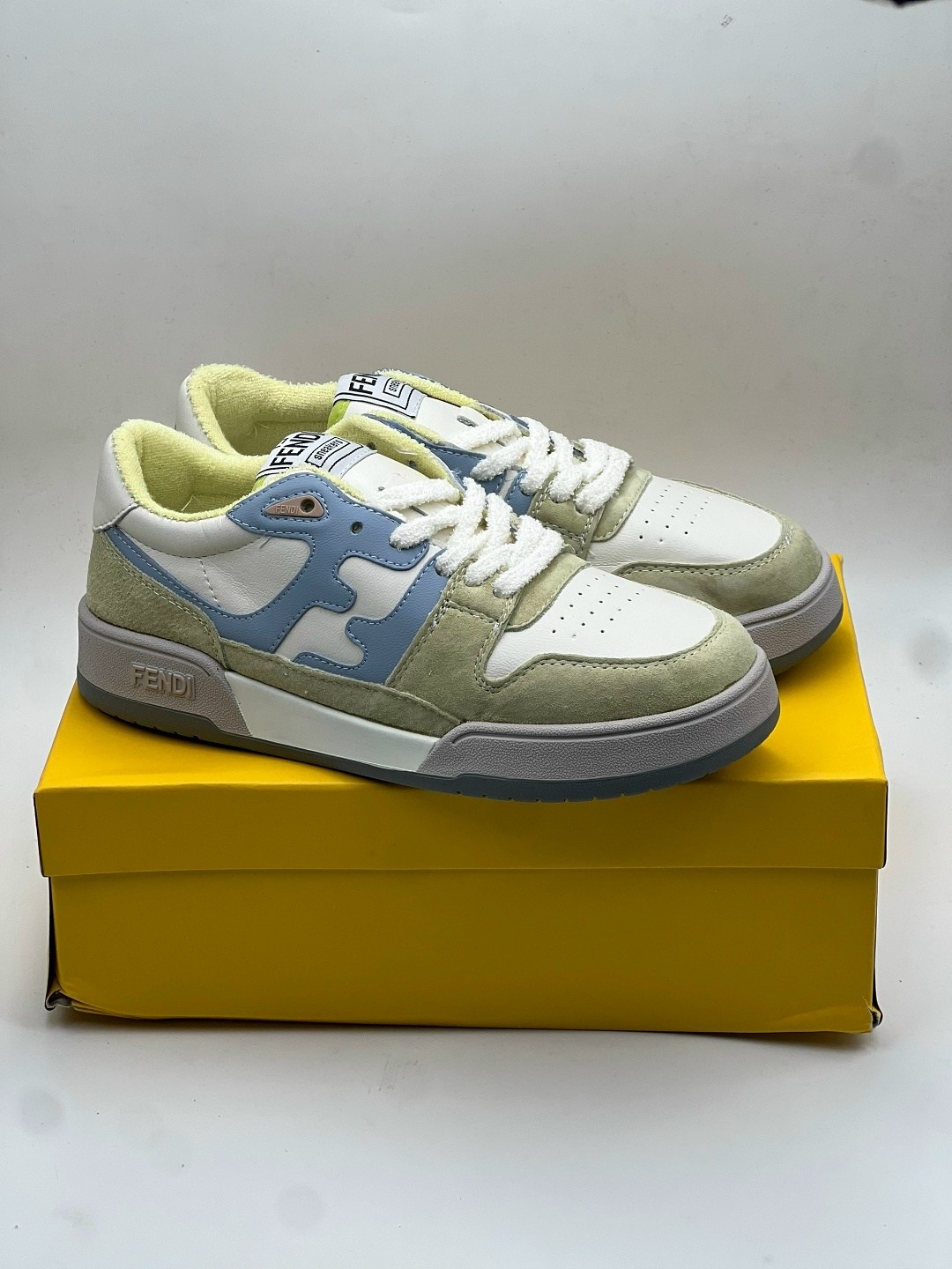 кроссовки фенди мужские,,кроссовки fendi,кроссовки фенди,кеды fendi
