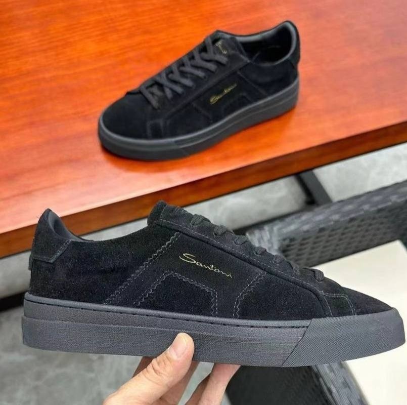 ,замшевые кроссовки,замшевые кроссовки мужские,кроссовки адидас черные замшевые,замшевые кеды santoni