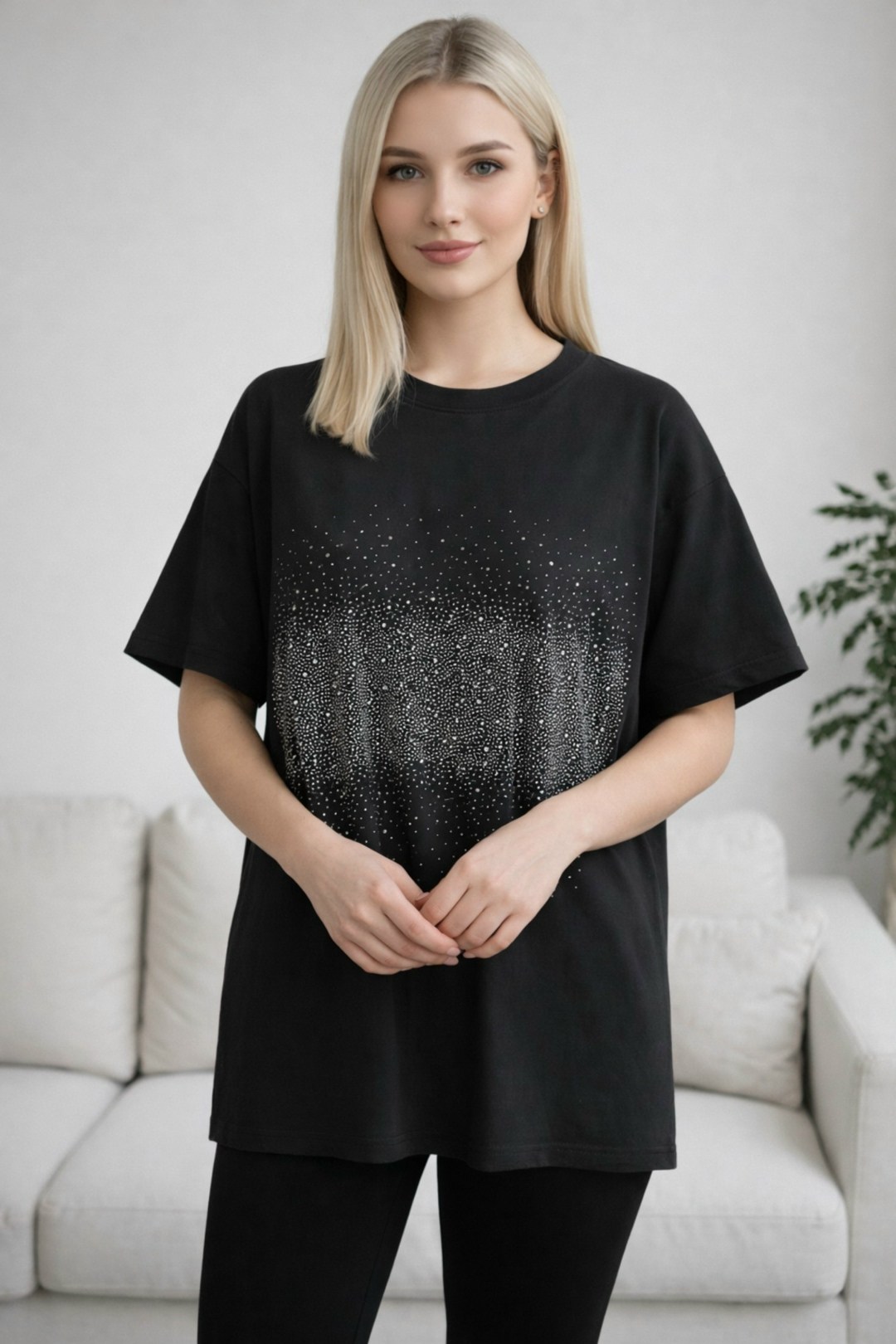 футболка оверсайз варенка со стразами серая варенка micca,футболки женская,футболка оверсайз со стразами варенка нарядная shmottop цвет серый,футболка оверсайз со стразами варенка,футболка варенка со