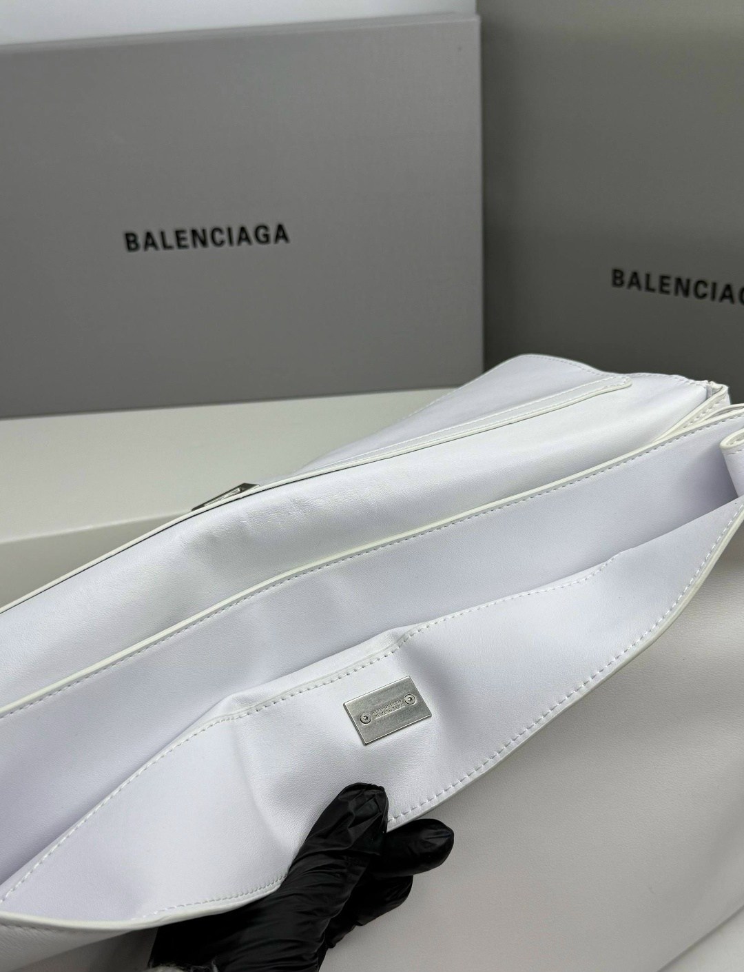 сумка женская balenciaga,сумка balenciaga,сумка balenciaga натуральная кожа 35-24 см,сумка,белая сумка