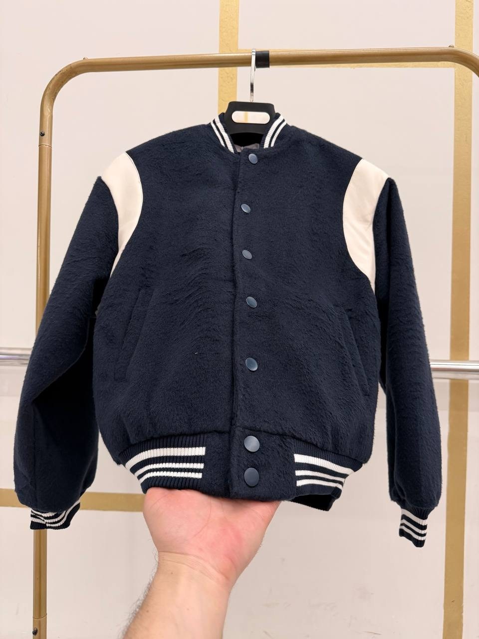 куртка бомбер,бомбер одежда,мужская куртка бомбер,varsity jacket,повседневная куртка