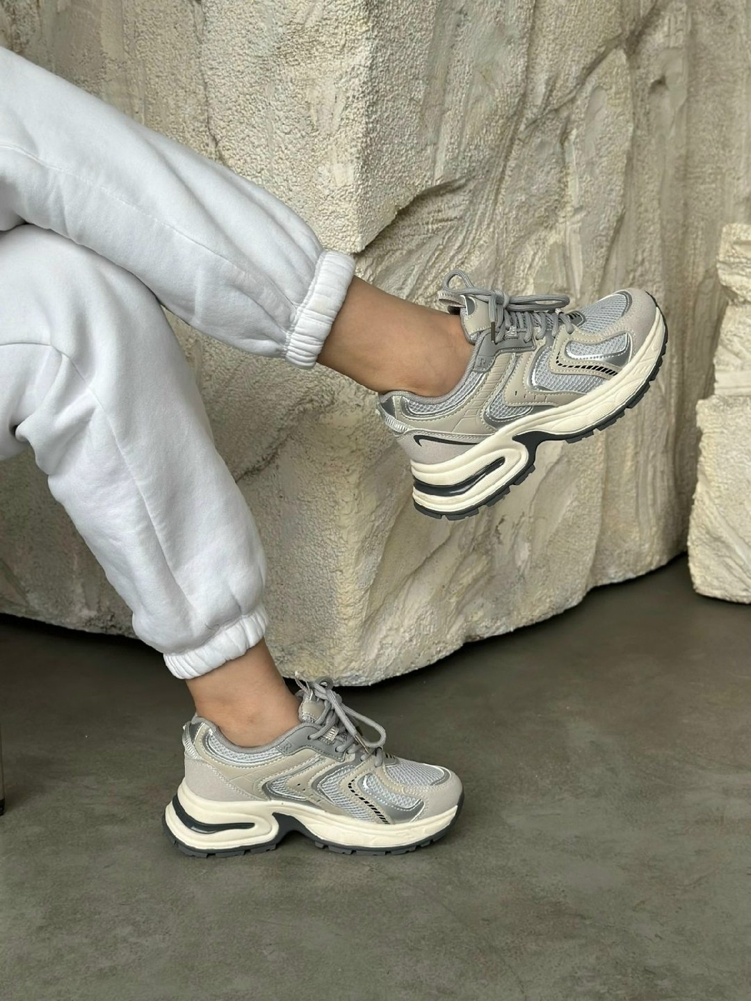 кроссовки женские бежевый,кроссовки женскиe,бежевые кроссовки,повседневные кроссовки,кроссовки эко