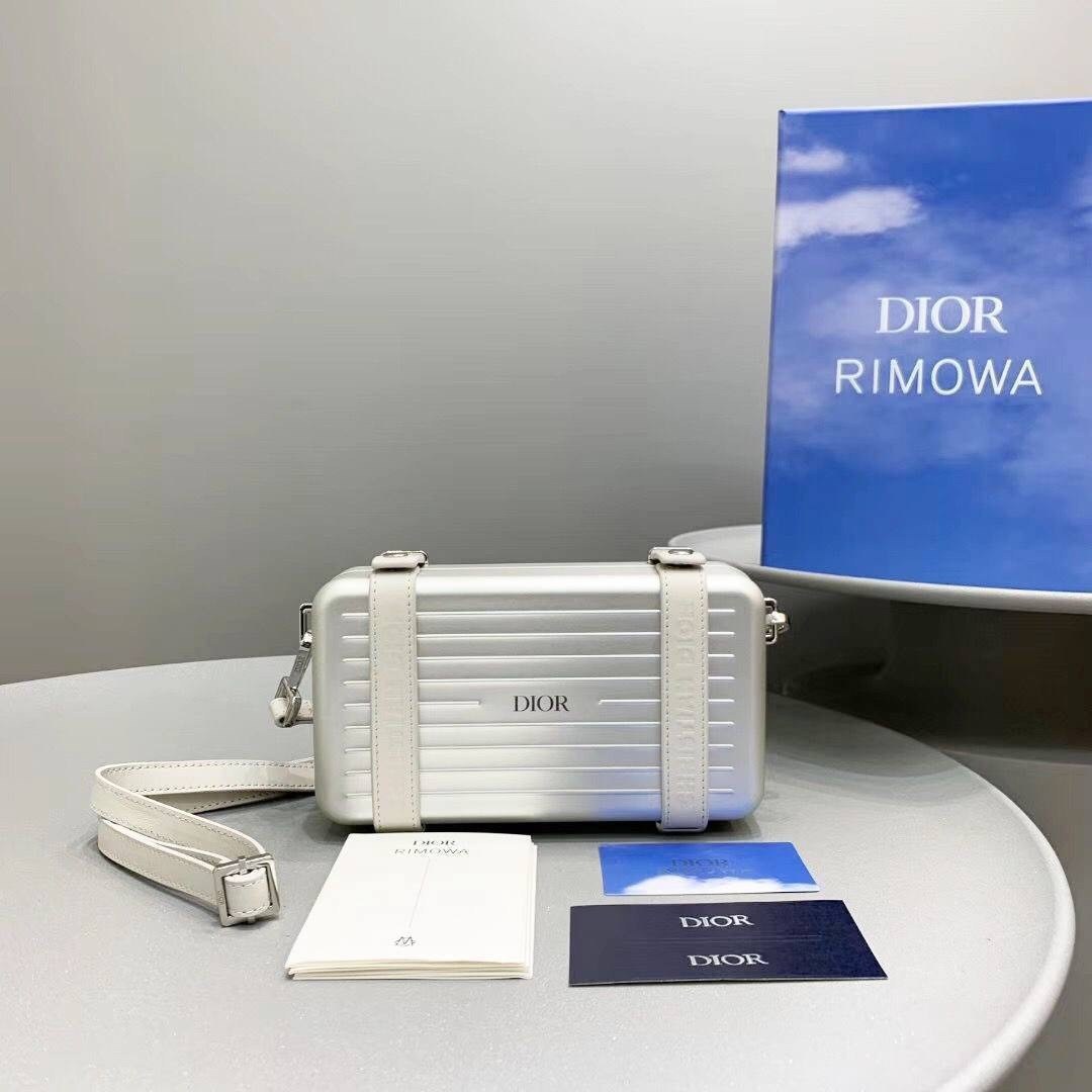 сумка dior rimowa,сумка женская christian dior,сумка dior,dior сумка на плечо,сумка диор