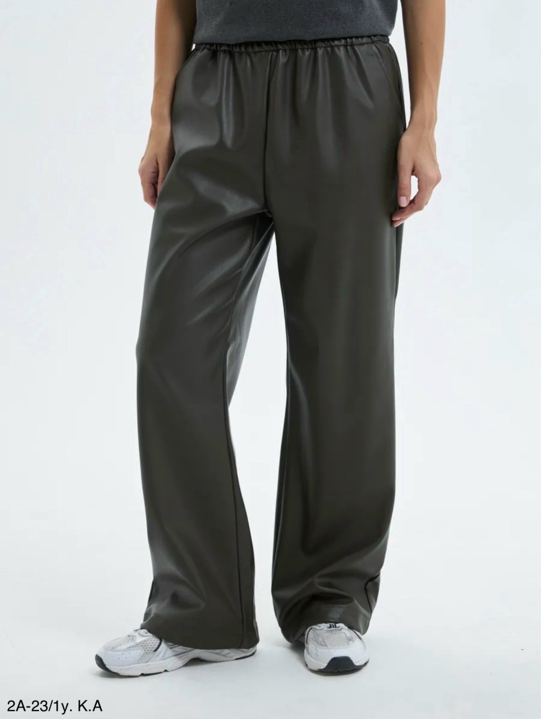 кожаные брюки,брюки из экокожи,брюки на резинке из экокожи,женские кожаные брюки,женские брюки из экокожи