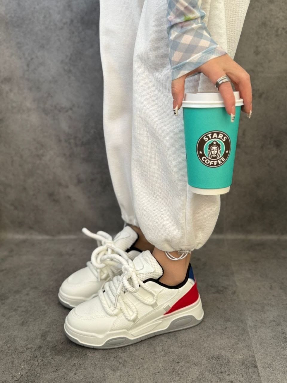 кроссовки женские,белые кроссовки,белые кроссовки женские,кроссовки повседневные,кроссы женские