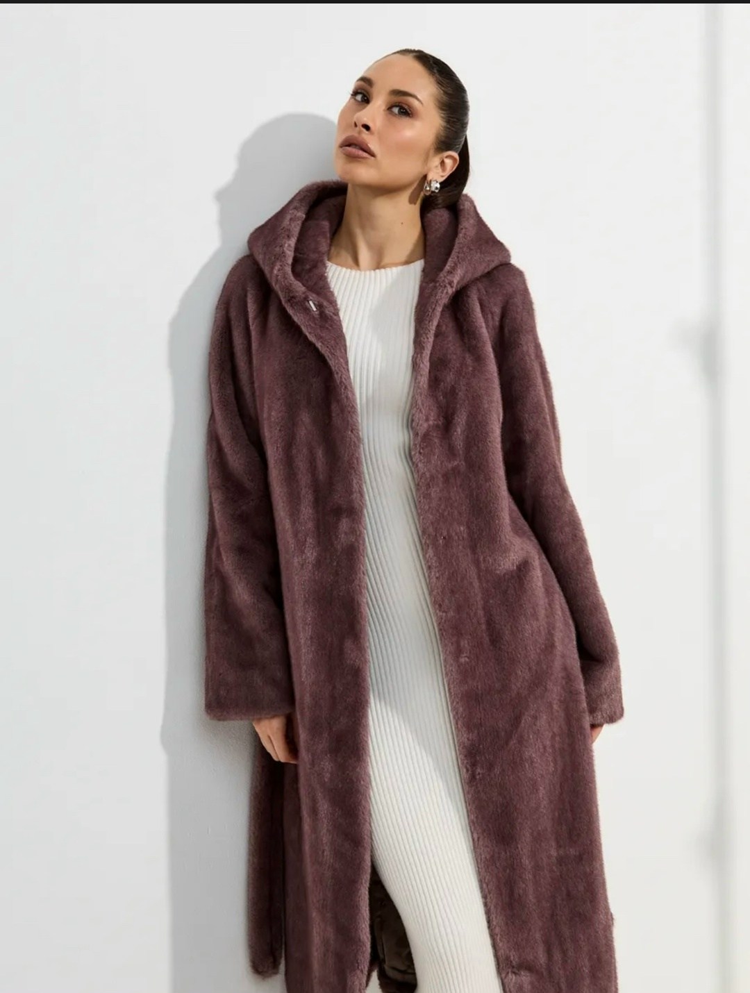 шуба из эко-меха mila nova,эко шуба,шуба из экомеха,каляев шуба из астрагана,женская шуба