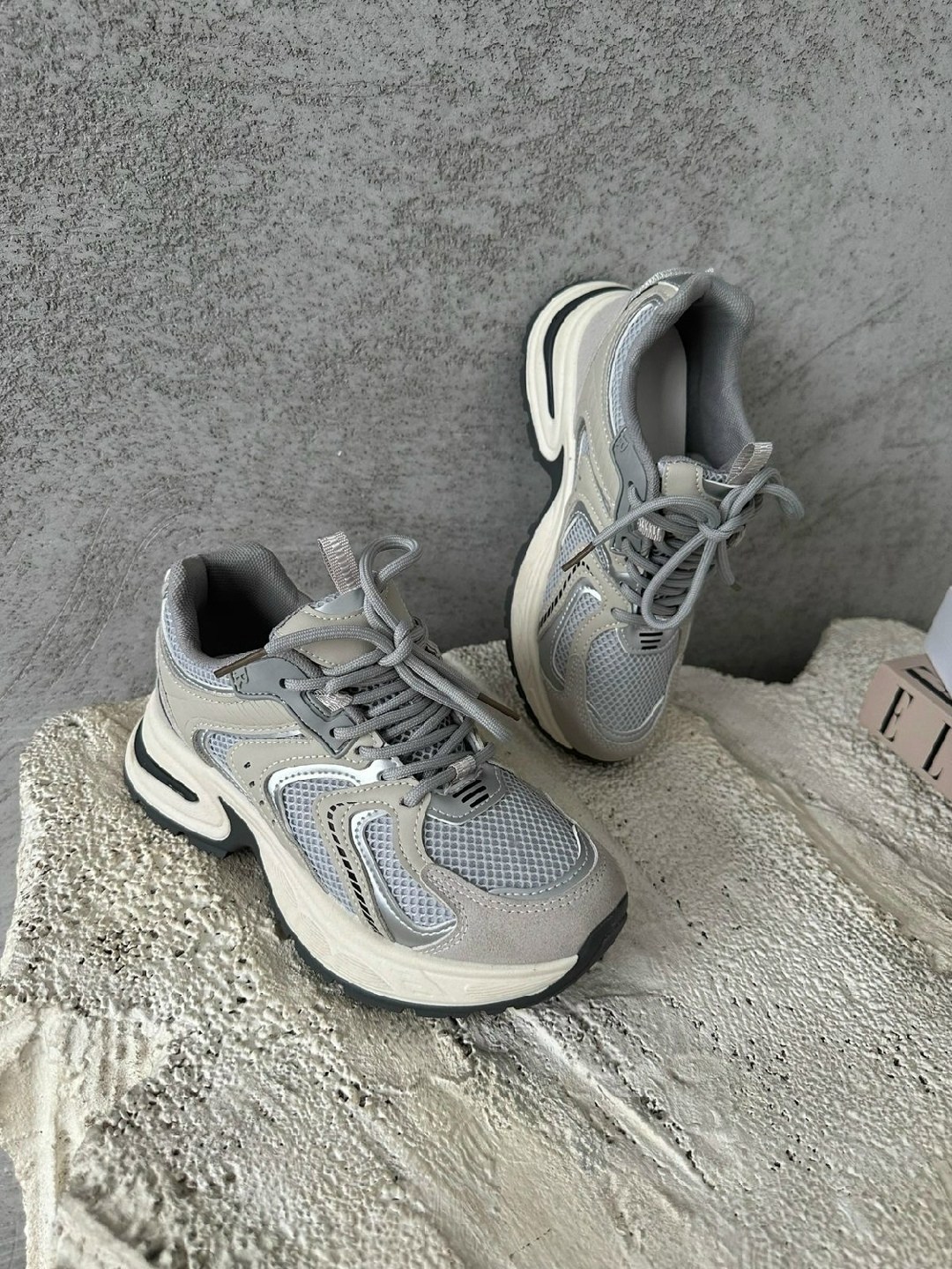 кроссовки женские бежевый,кроссовки женскиe,бежевые кроссовки,повседневные кроссовки,кроссовки эко