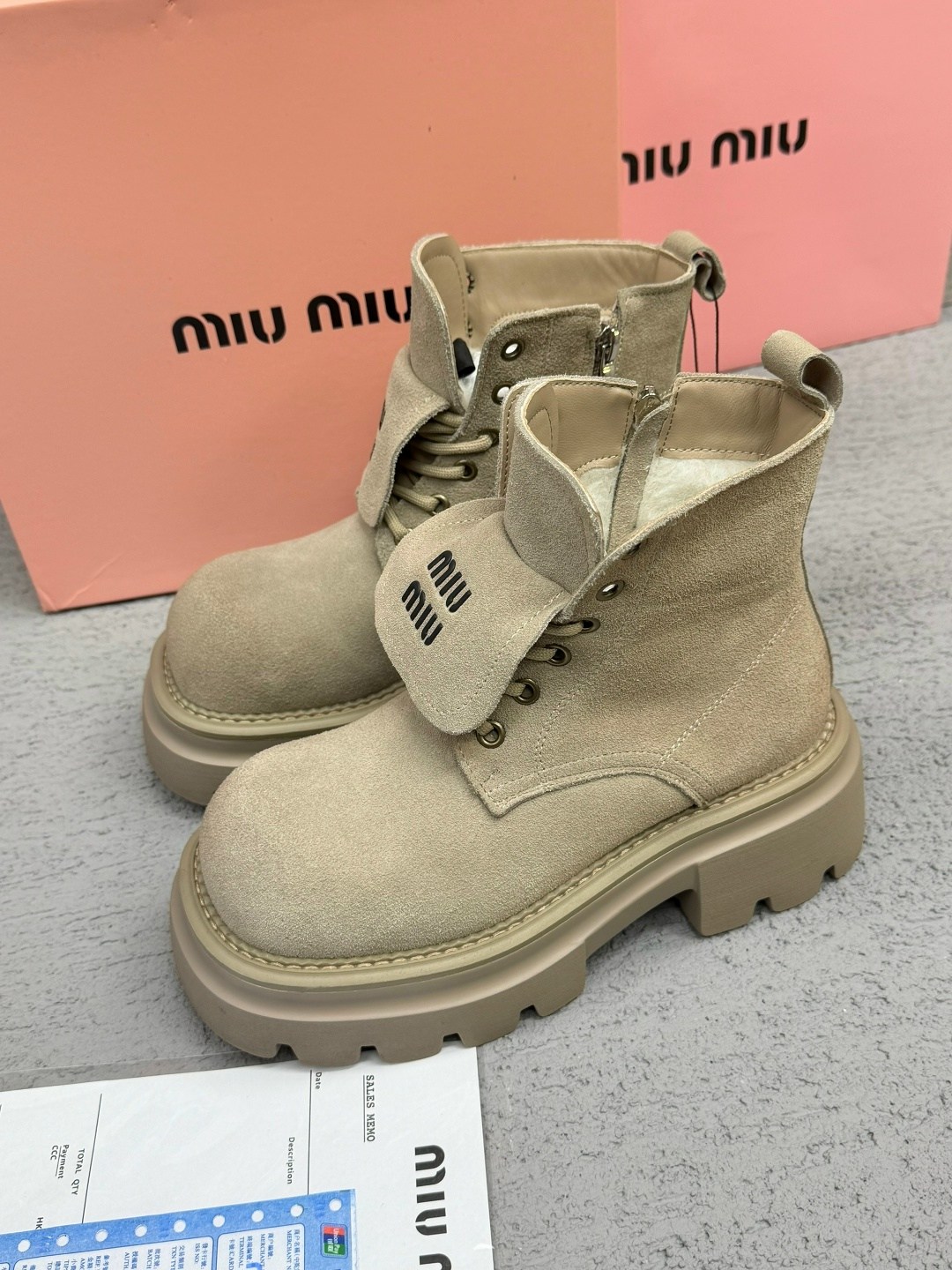 ,ботинки замшевые miu miu,ботинки miu miu,ботинки,ботинки миу миу женские зимние