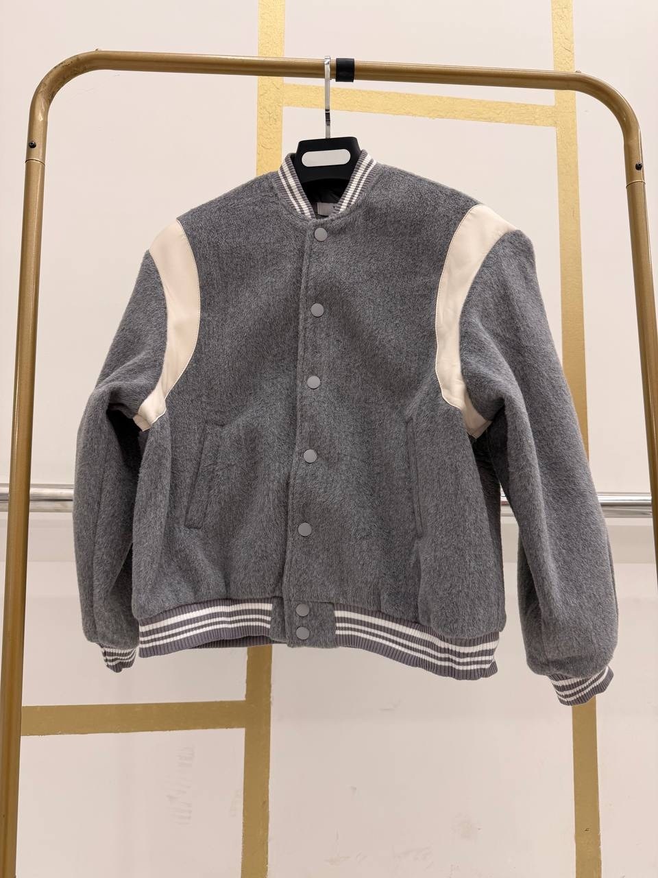 куртка бомбер,бомбер одежда,мужская куртка бомбер,varsity jacket,повседневная куртка