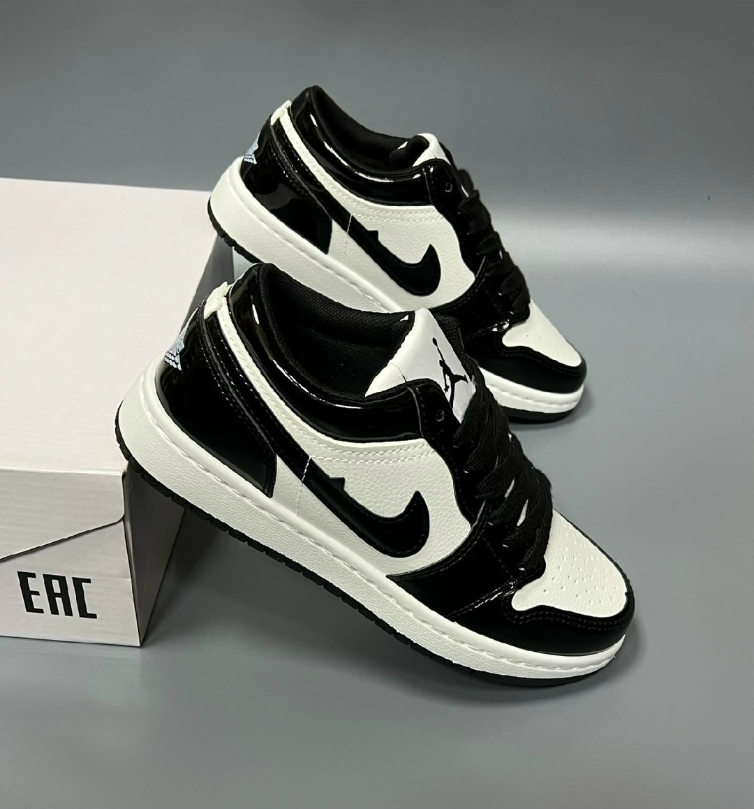 кроссовки nike air jordan 1 low concord,кроссовки nike air jordan 1 low лакированные,кроссовки air jordan 1 low panda оригинал,кроссовки nike air jordan 1 low se concord,кроссовки