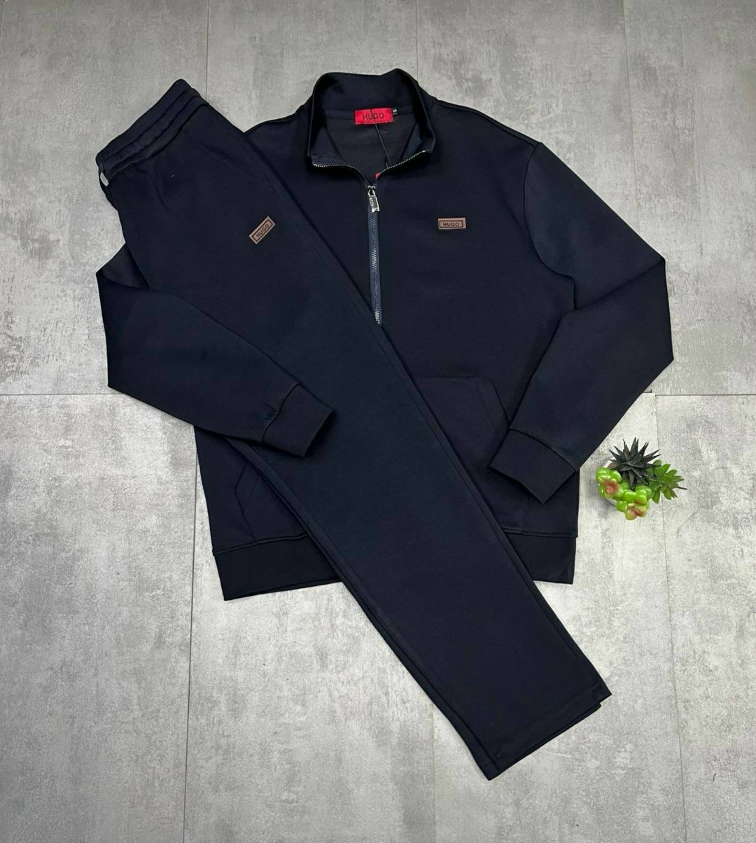 спортивный костюм hugo boss,спортивные костюм,мужской спортивный костюм,мужской костюм на флисе