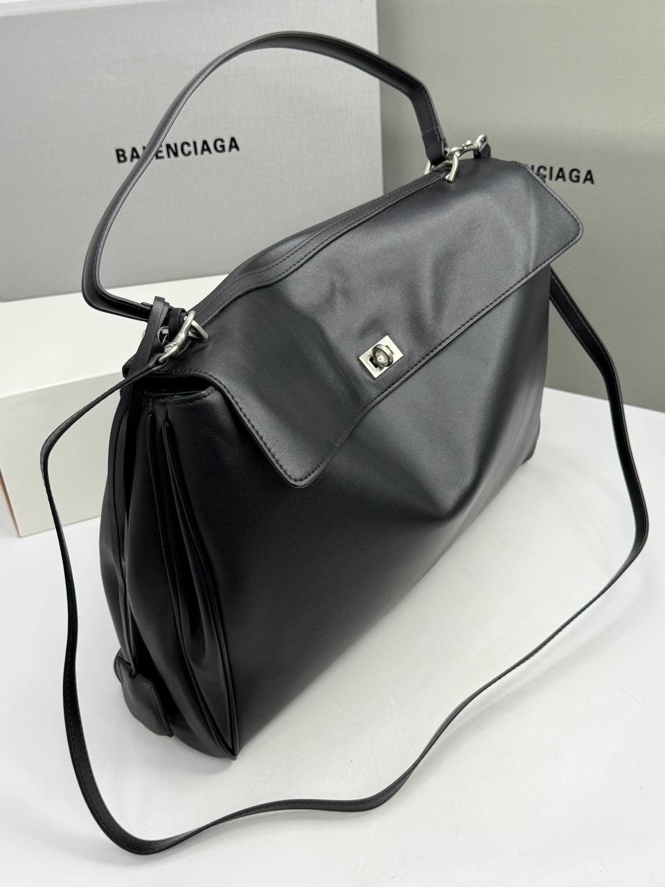 сумка balenciaga женская,сумка balenciaga,сумка balenciaga натуральная кожа 35-24 см,сумка balenciaga rodeo,сумка женская balenciaga rodeo