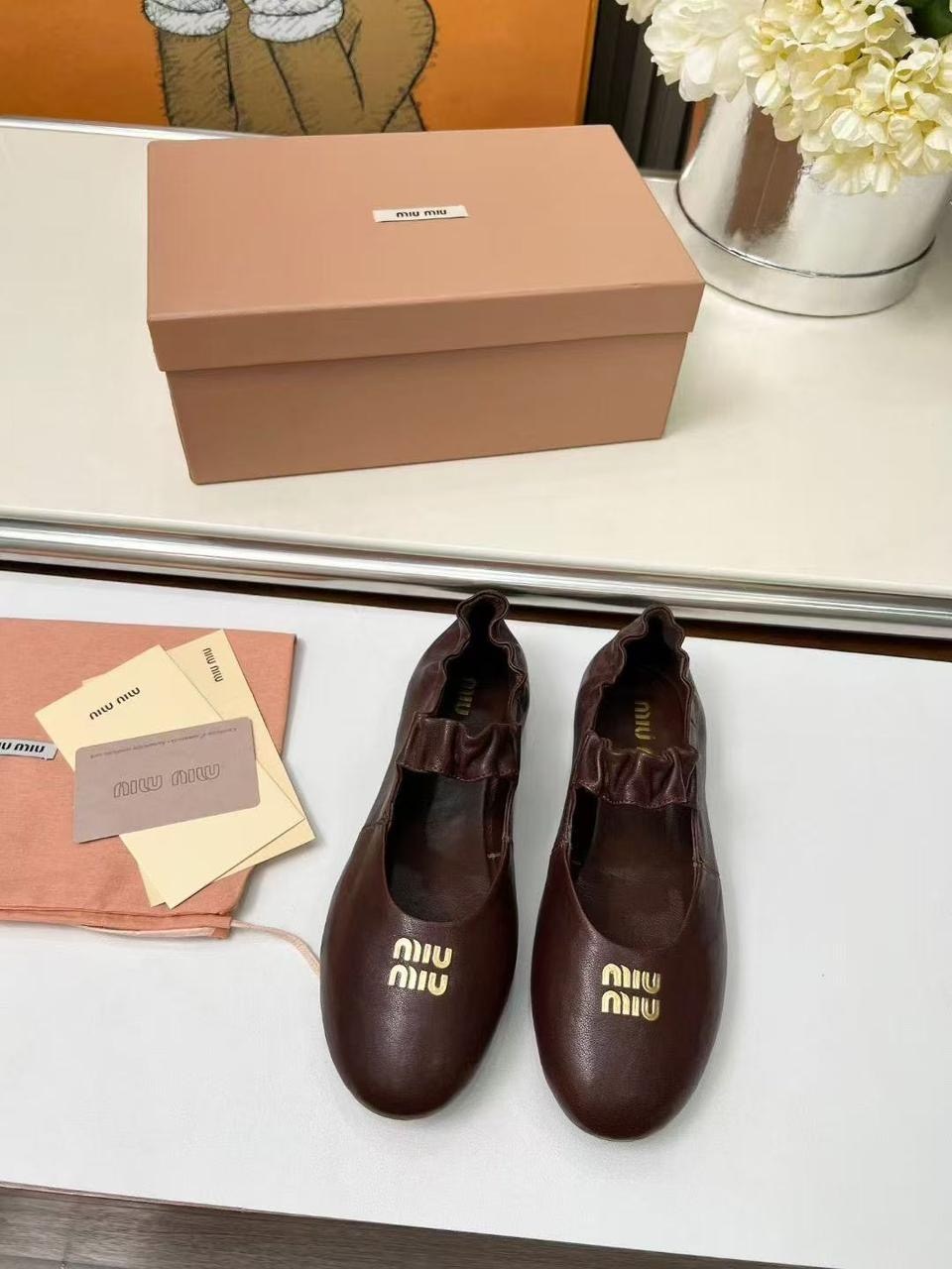 женские черные замшевые туфли miu miu,,туфли miu miu,женские черные замшевые туфли miu miu lm-21960,балетки miu miu