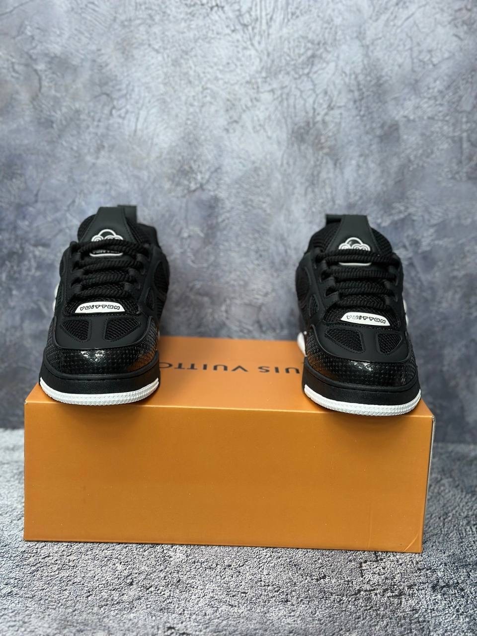 кроссовки louis vuitton мужские,кроссовки louis vuitton,премиальные кроссовки louis vuitton,мужские комбинированные кроссовки louis vuitton 2026 черные,брендовые мужские кроссовки луи виттон