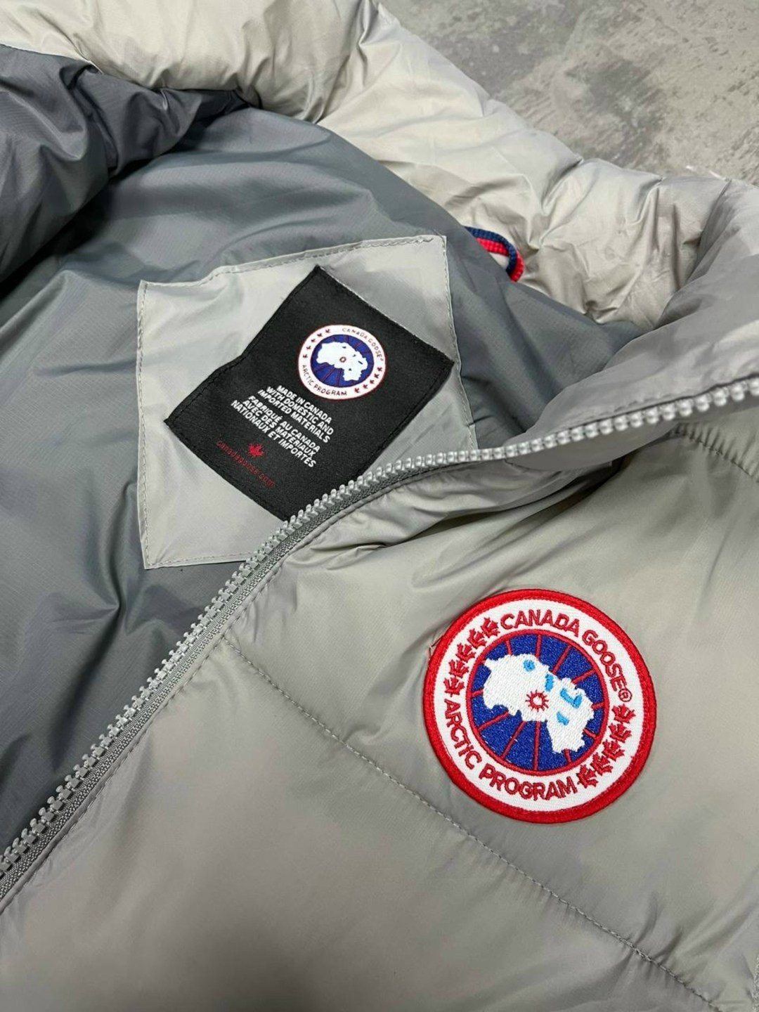 жилет canada goose,жилетка канада гус мужская,жилет утепленный canada goose,жилет,пуховой жилет