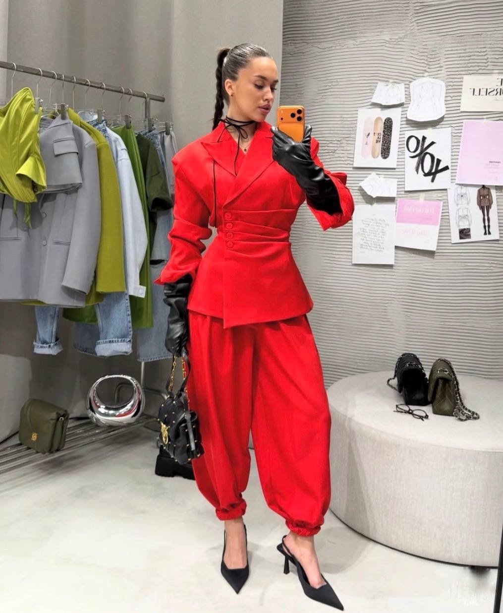 брючный костюм,черный брючный костюм,женский брючный костюм,одежда в стиле