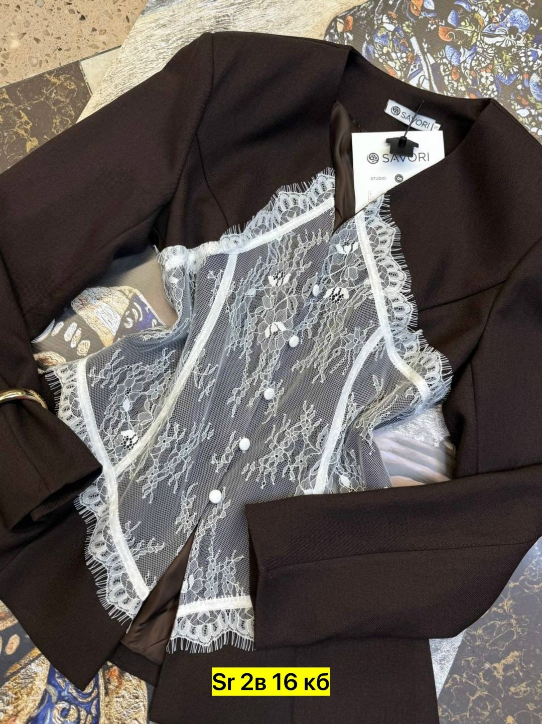 блузка с кружевами,блузка с оборками,блузки женские,стильная блузка,блузка с кружевным воротником