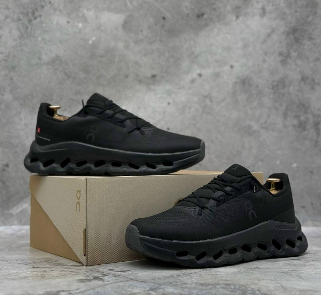 кроссовки on cloudtilt цвет eclipse black,кроссовки,низкие кроссовки,кроссовки мужские женские,кроссовка