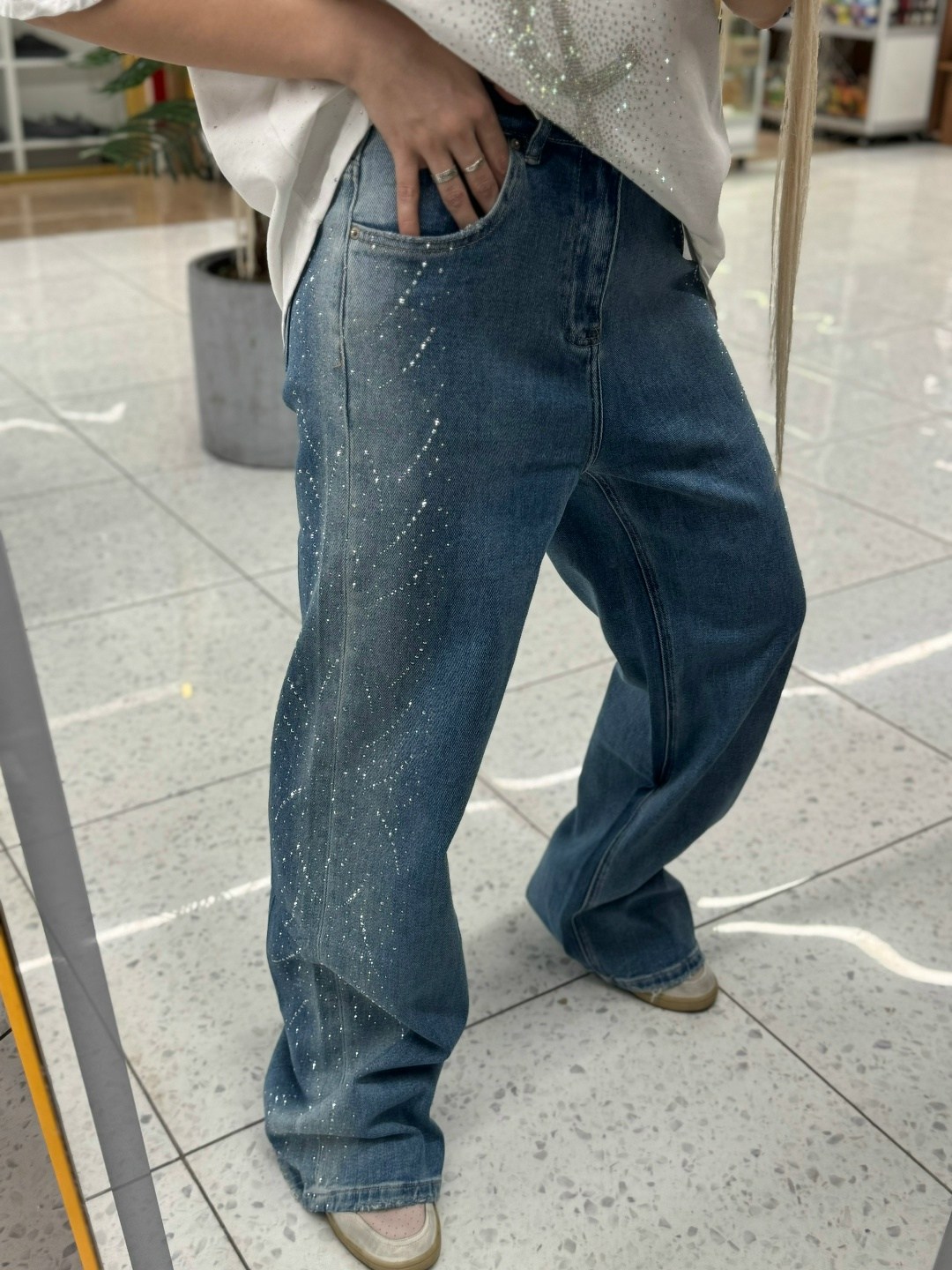 джинсы модные,джинсы широкие,джинсовые брюки,брюки джинсы,женские джинсы