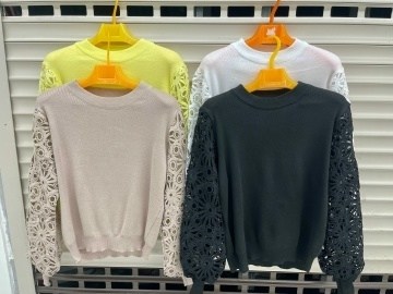 женская кофта,кофта нарядная с ажурным рукавом,кофта нарядная с длинным ажурным рукавом,женский джемпер,женская кофта и свитер