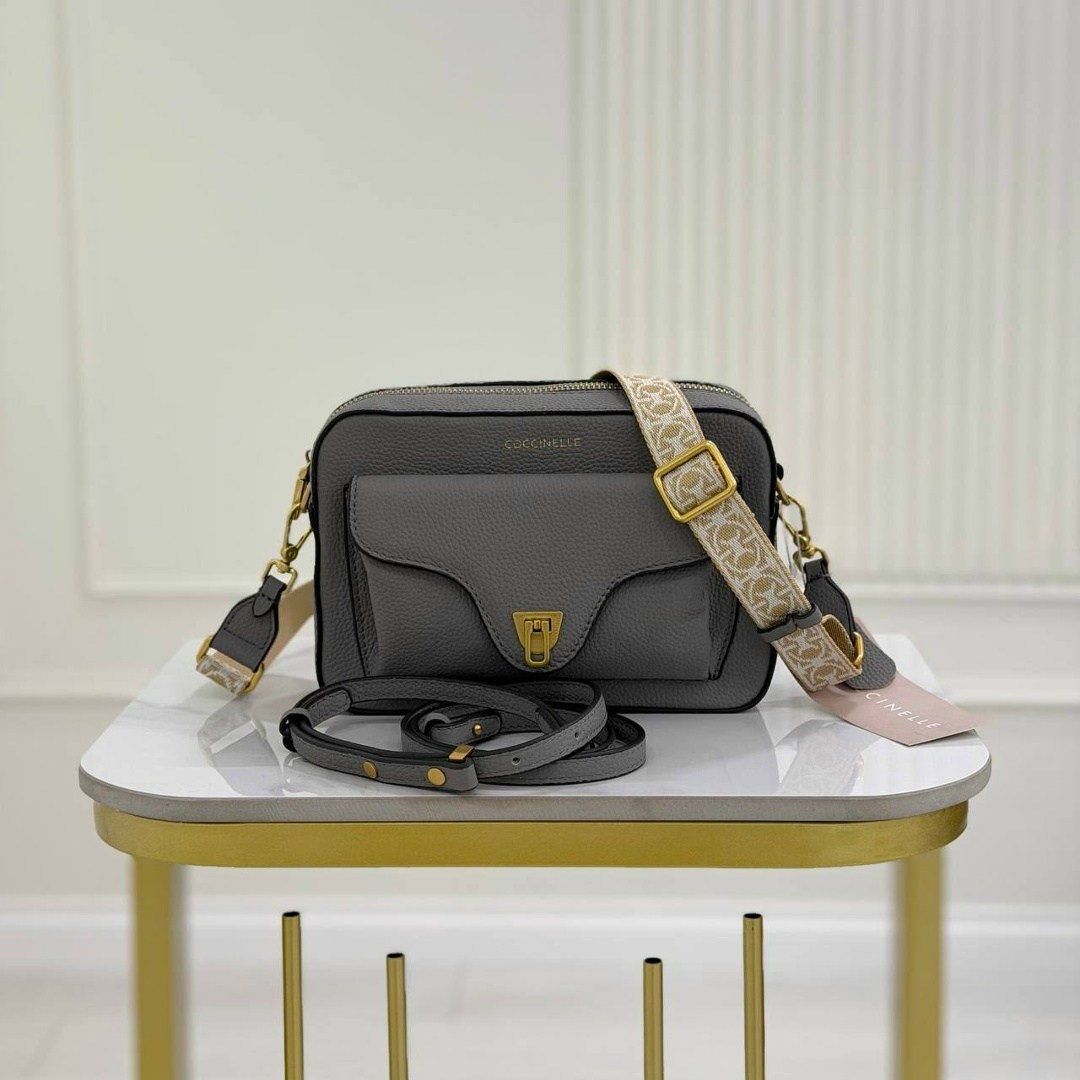 coccinelle сумка на плечо кросс-боди beat soft,сумка через плечо coccinelle,сумка coccinelle,coccinelle сумка на плечо кросс-боди,coccinelle сумка на плечо