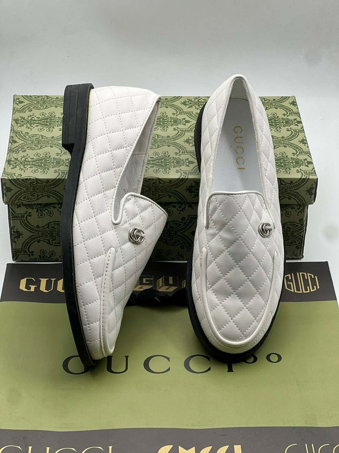 ,лоферы гуччи белые,гуччи мокасины модель 350,мокасины gucci,лоферы женские gucci